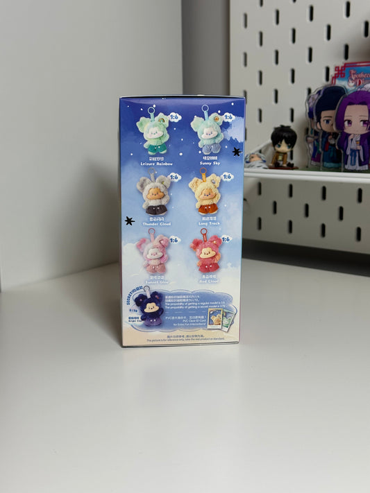 Mickey Mouse – Head in the Clouds Series